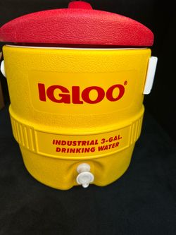 Igloo 3 gallons