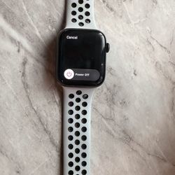 Apple Watch Series 5 