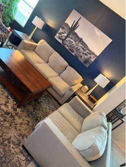 Coffee Table/Couches/End Tables/ Rug