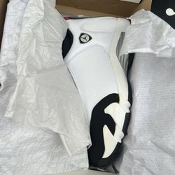 4 Pairs Jordan’s Size 11