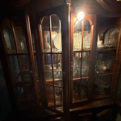 China Cabinet Most Go 
