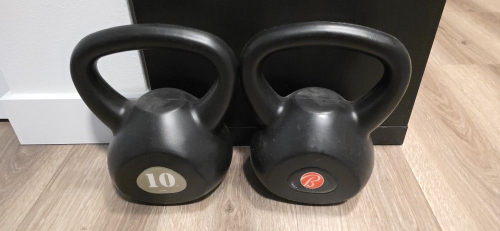 kettle bells , 10lbs