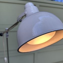 1950s MCM Industrial Adjustable Bretford Metal Tripod Floor Lamp 