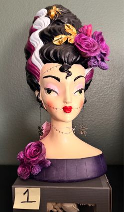 Bella Lux 18 inch bride of Frankenstein bust
