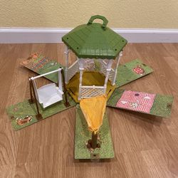 The Original Holly Hobbie Gazebo Fold Up Carry Case 1976 Knickerbocker Original Box