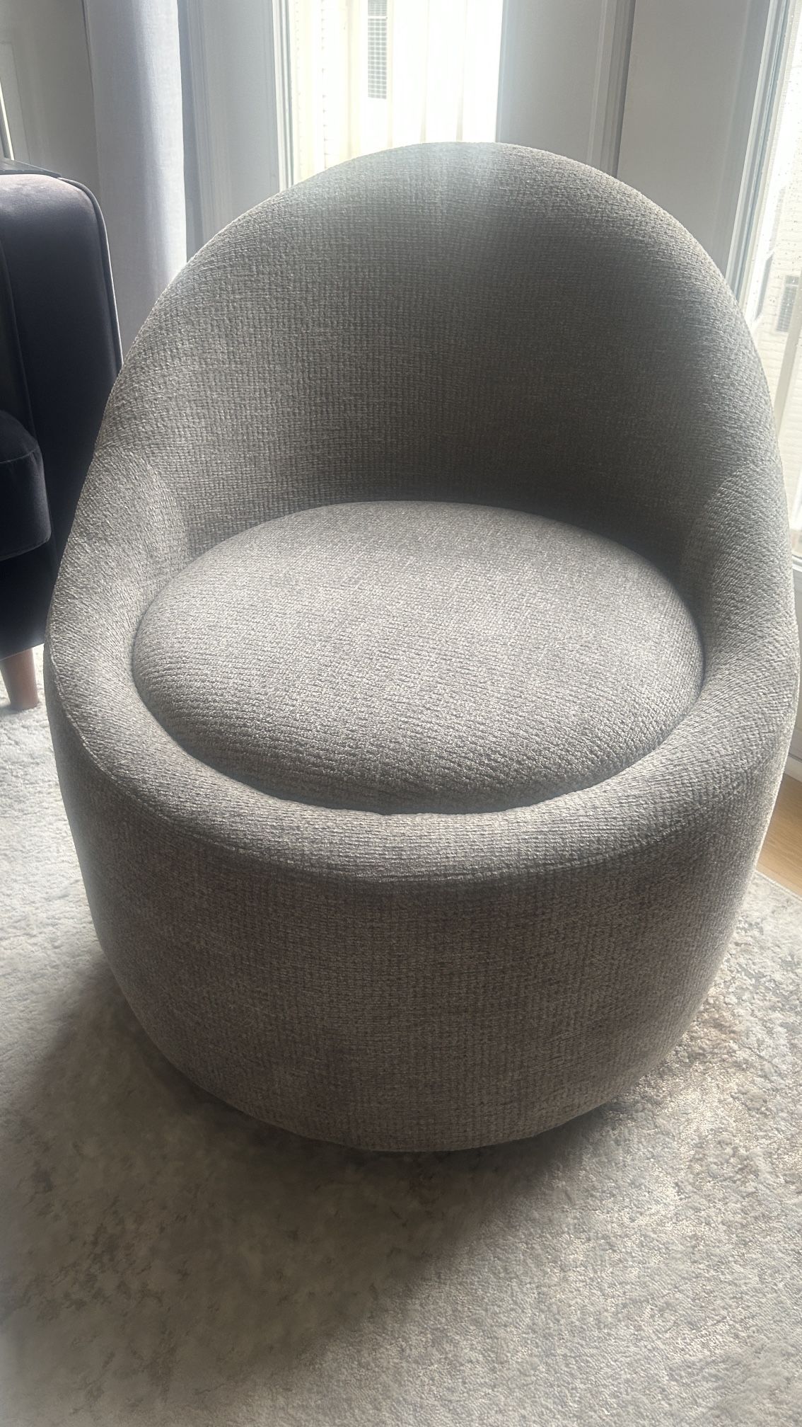 Swivel Accent Chair