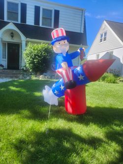 Patriot yard decor
