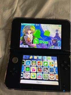 Nintendo 3ds XL and games.