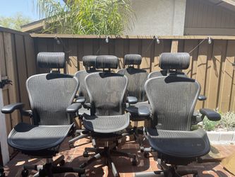Herman Miller Aeron Size B Fully Loaded With Headrest
