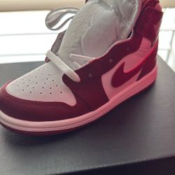 Jordan retro 1  10c