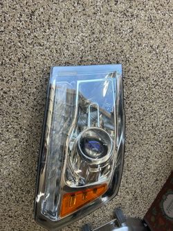 2009-2018 Ram 1500 Driver side headlight