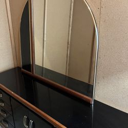 Gold Trim Dresser With Mirror