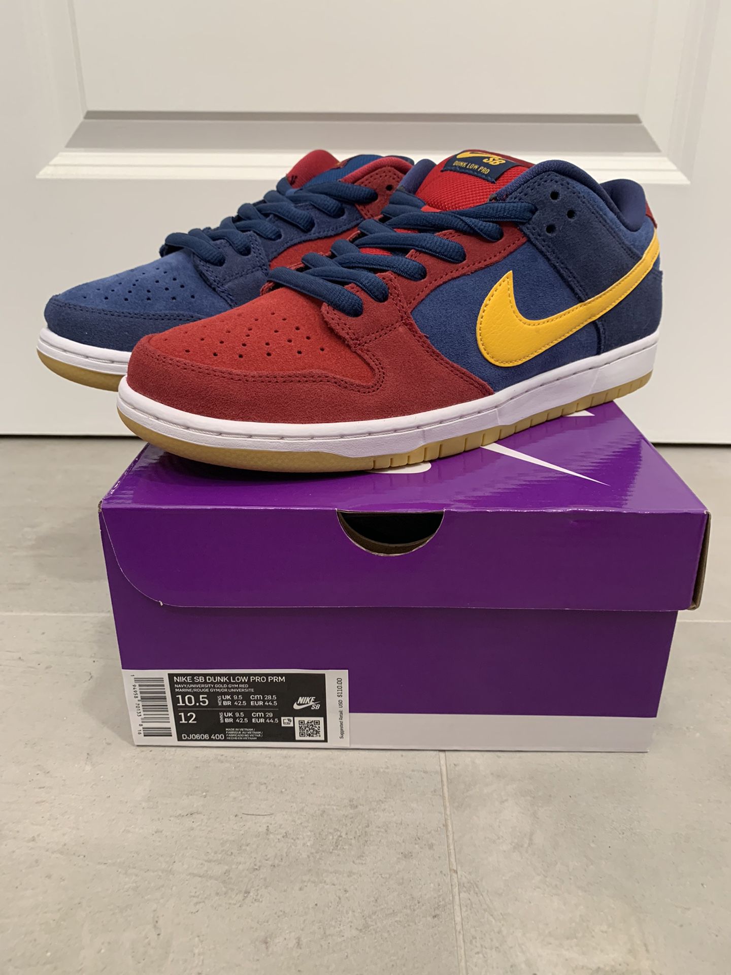 SB Dunk Low size for in Seattle, WA - OfferUp