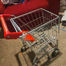 Shopping Cart  🛍  80 Dollars  Firm On Price  For  Toddler Kids 
