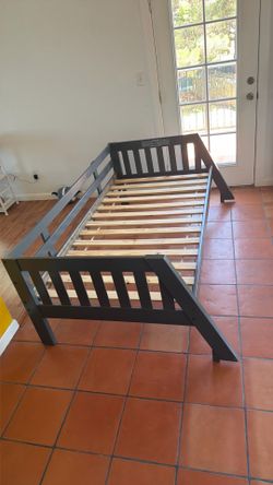 Twin bed