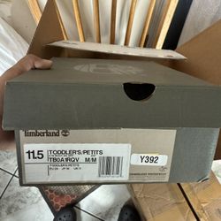 New toddler timberlands Size 11.5