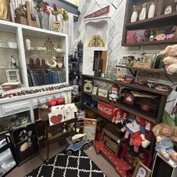 Vintage Metal Boxes and More Decor & Collectibles