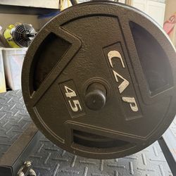 Easy grab handle plates