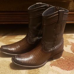 Men's Boots Dubai Toe Size 8 Botas de Hombre Numero 8