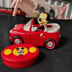 Mickeys Roadster With Remote