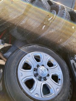 Dodge 2500 3500 8Lug OEM RIMS with tires