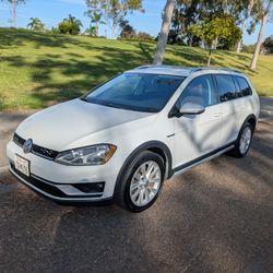 2017 Volkswagen Golf Alltrack