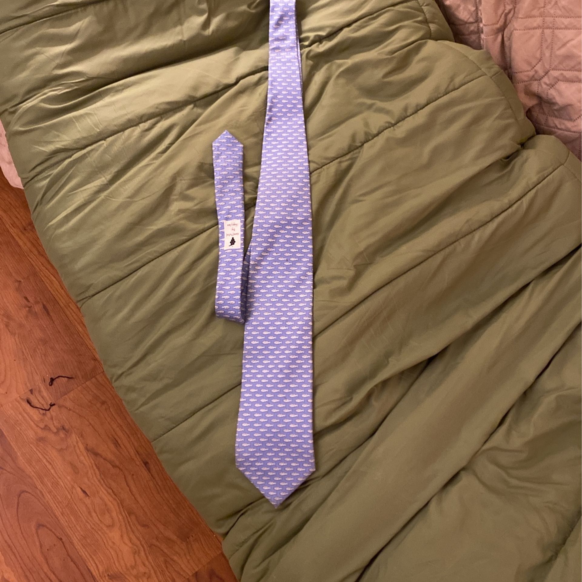 Vineyard Vines Tie