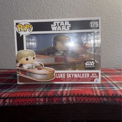 Luke Skywalker with Speeder