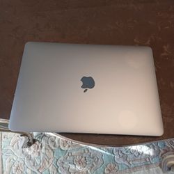 Apple MacBook Pro 13.3 " 2.3 Ghz Intel i5 Processor 2018 16gb Ram 256gb Ssd 0s Avanura Very Clean With Charger 