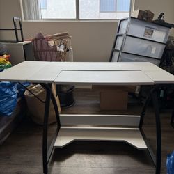 Sewing Machine Table 