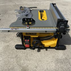 Dewalt Corded Table Saw 8-1/4