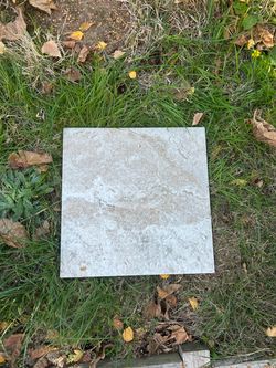 Porcelain floor/wall tile