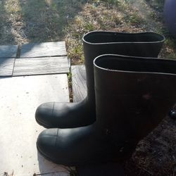 Boots Rubber Streel Toe Size 11 Paid 90 Sac 45