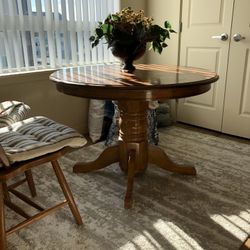 Table with Chairs 