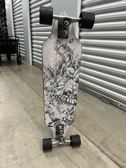 Arbor Skateboard Cruiser with Gullwing Sidewinder 2 Trucks