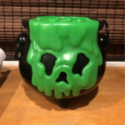 New Light Up Disney Halloween Cauldron Popcorn Bucket Poison Apple Snow White