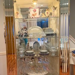 Lighted Cabinet 