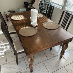 Mesa de cedro//cedar table