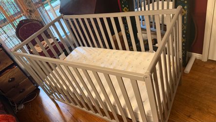 Baby crib