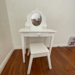 Girls vanity Set