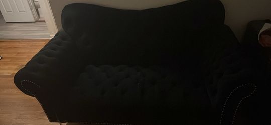 2 pc Love seat and Couch