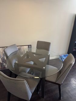 Glass Dinning Table With Chairs