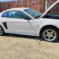 2001 Ford Mustang