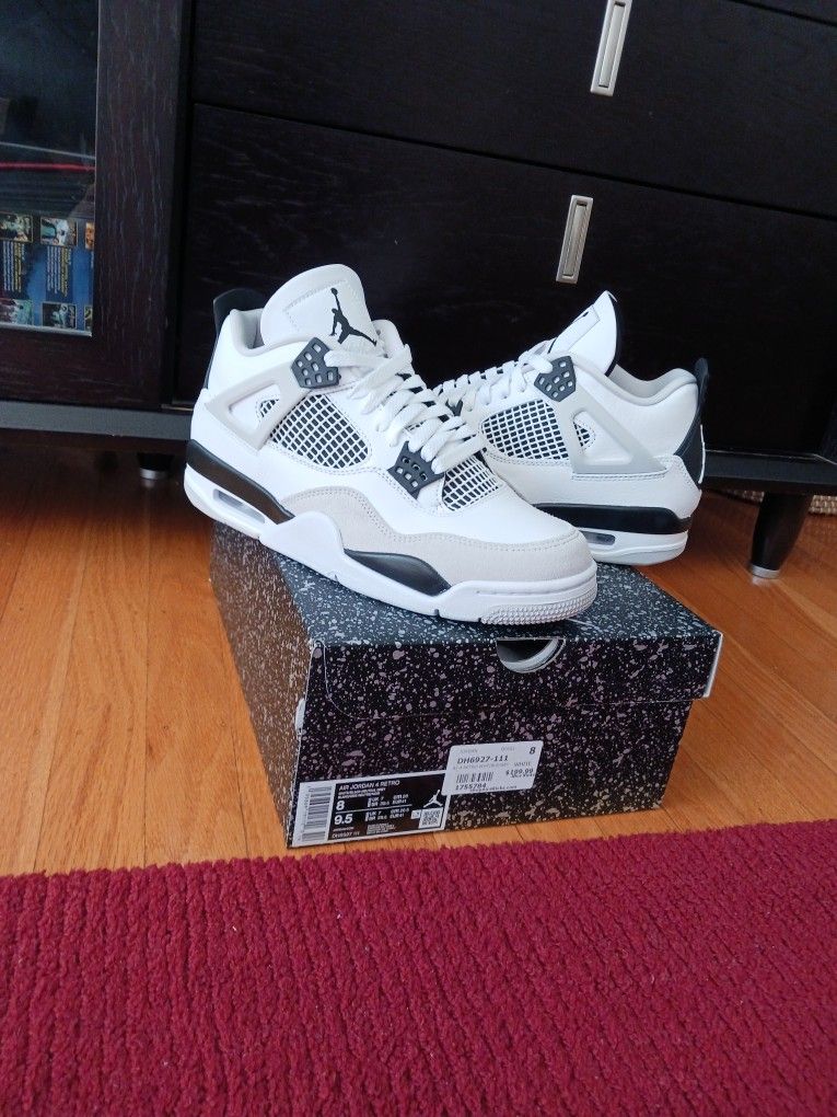 Jordan 4 Milatary Black Size 8