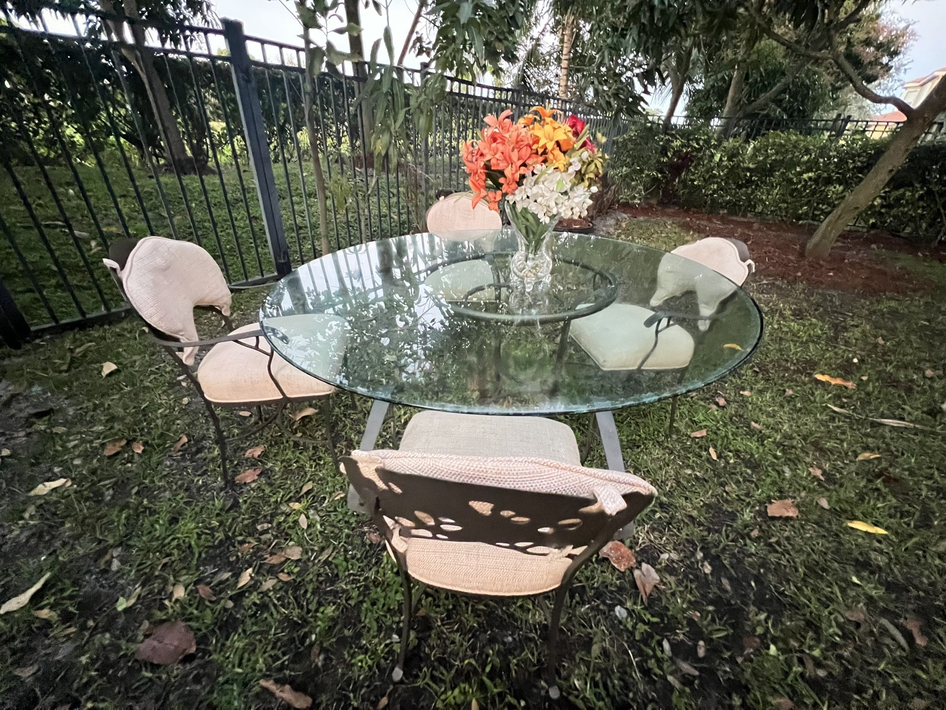 Breakfast Glass Table And Chairs
