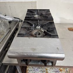 Stove top can connect gas or propane