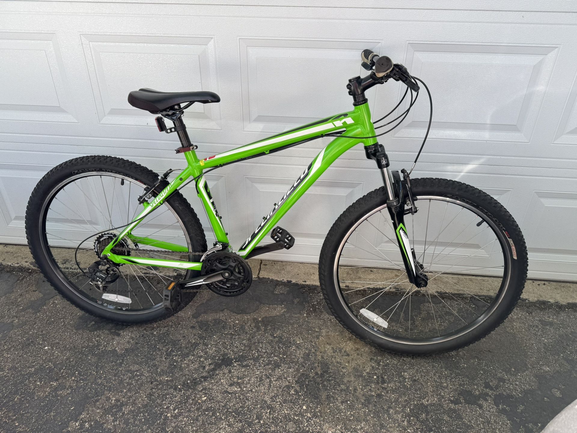 Specialized Hardrock Mountain Bike
