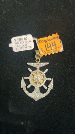 Anchor iced out pendant