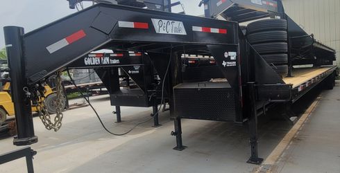 Hot Shot / Equipment Haulers 