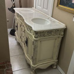 Vanity bathroom 